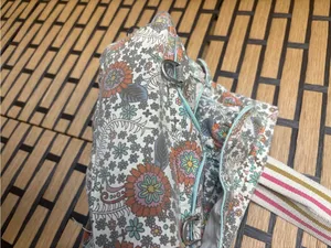 Floral shoulder bag thumbnail 6