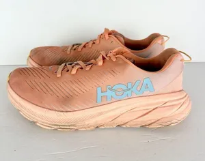 Hoka One One Rincon 3 Athletic Sneakers Size 8.5 Shell Coral Peach Parfait thumbnail 1