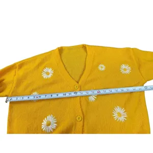 Sunshine Yellow Daisy Embroidered Button Front Cardigan Sweater M Short/Cropped thumbnail 7