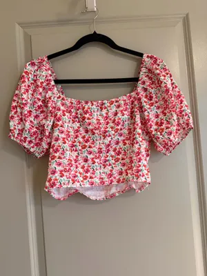 SheIn Floral crop top thumbnail 2