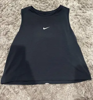 Nike Pro Cropped Tank thumbnail 1