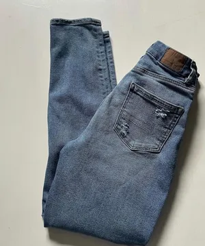 American Eagle mom jeans thumbnail 1