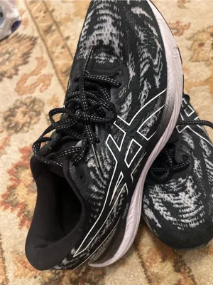 Asics Black and White Women's Athletic Running Shoes thumbnail 2