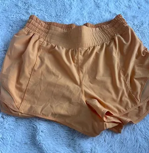Lululemon Shorts Hotty Hot thumbnail 1