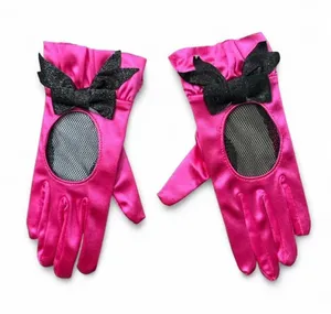 Leg Avenue Ruffle Gloves thumbnail 1