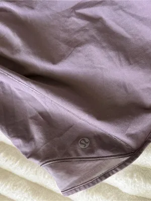 Lululemon Hotty Hot 4” 6 TALL Shorts Like new thumbnail 5