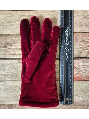 Cejon Maroon Velvet Gloves Thinsulate Lined One Size Stretch Quilted Glamorous thumbnail 4