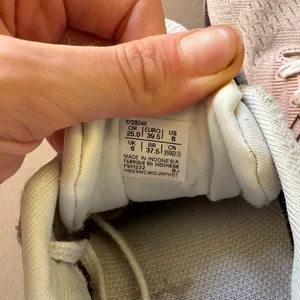 ASICS GT-2000 10 Sneakers thumbnail 14