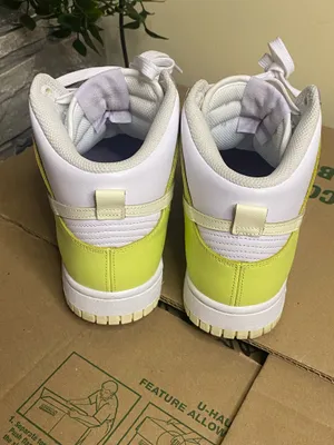 Nike Dunk High Women's Sneakers shoes Size 7.5 thumbnail 2