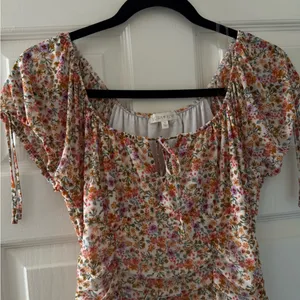 Ultra Flirt Floral Ruched Dress thumbnail 3