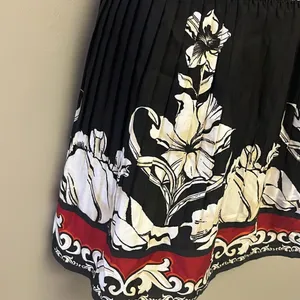 White House Black Market Black Floral Lined Pleated Elastic Waist Skirt- Medium thumbnail 4