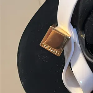 TED BAKER London Black rafeek‎ bow gold cube jelly Sandals sz 5 thumbnail 8