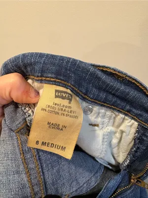 Vintage Y2K Levi’s 512 Jeans Size 6 Bootcut Mid Rise Dark Wash 2000s Denim thumbnail 8