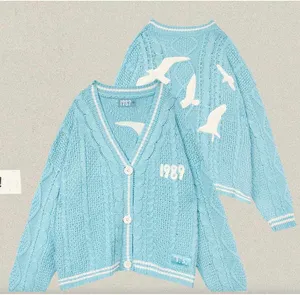 Taylor Swift Cardigan 1989 thumbnail 2