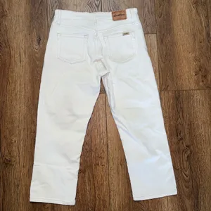 Levi Strauss Signature White Straight Leg Jeans Size 4 28x22 Denim y2k cotton thumbnail 2