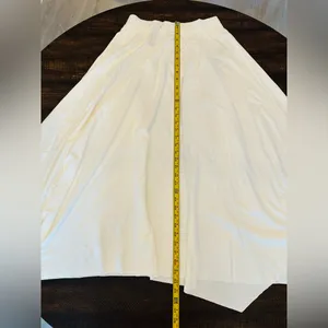 NWT Lilla P White Midi Skirt-Size Small/Stretchy Waist*Marks* thumbnail 3