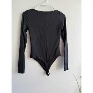 Babaton Contour Long Sleeve Bodysuit Black Sweetheart‎ Neck Thong Small 2619 thumbnail 4