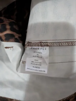 White Fox Leopard Print Low Rise Cargo Shorts Large thumbnail 5