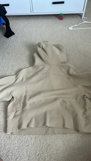 Lululemon  thumbnail 2