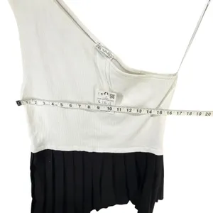 Zara One‎ Shoulder Top Womens L White Black Contrasting Pleated Hem Asymmetrical thumbnail 6