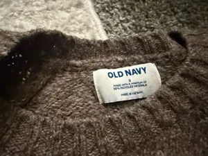 Old Navy Sweater thumbnail 2