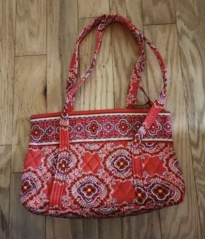 Vera Bradley Womens Shoulder Bag Red Multi Quilted Zipper Bohemian‎ thumbnail 1