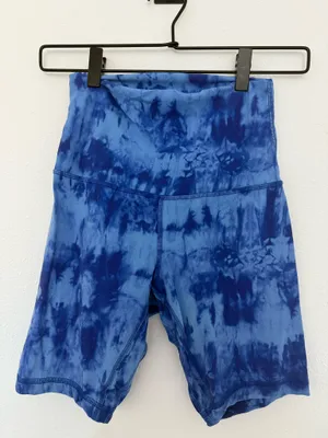 Lululemon Shorts thumbnail 1