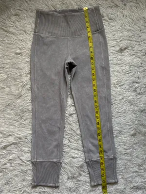 Lululemon Athletica Washed Gray Women’s Cropped High-Waist Leggings Size 4 thumbnail 6