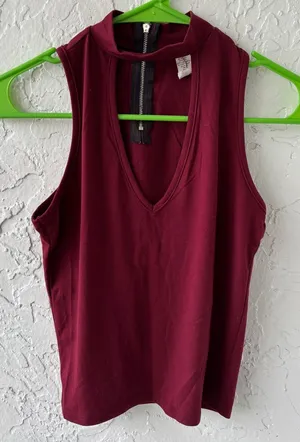 Halter Crop Top Red thumbnail 1