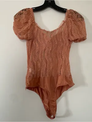 Lulus Coral Lace Corset Bodysuit Womens Medium Coquette Romantic Lace Top thumbnail 2