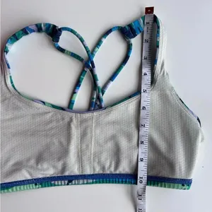 Lululemon Free To Be Bra Size 6 thumbnail 7