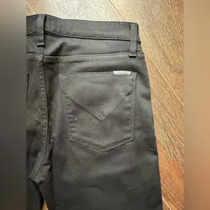 Hudson Jeans Nico Mid-Rise Super Skinny in Black Black thumbnail 7