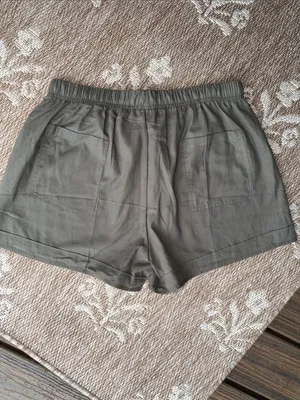 NWOT Women's Olive Drawstring Linen-Blend Shorts thumbnail 3
