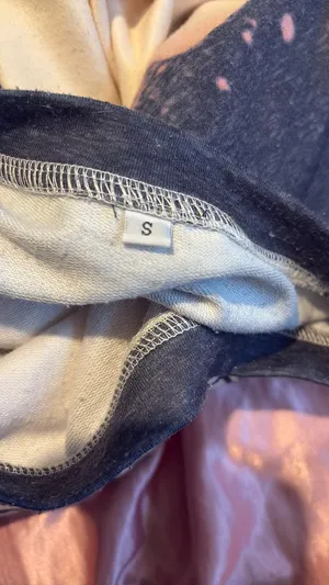 Amazon Crewneck thumbnail 2