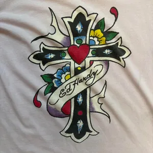 Y2K Ed Hardy Light Purple Cross Graphic Tee M thumbnail 3