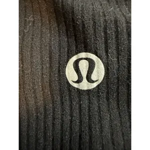 Lululemon Black Ribbed‎ Cropped Tank Top Size 2 Racerback Athleisure flaw thumbnail 4