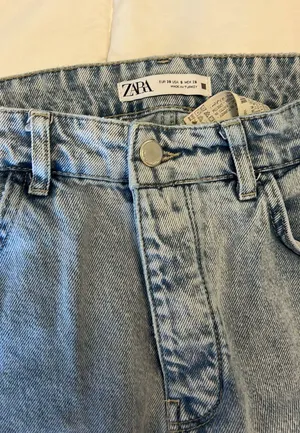 Zara straight leg high rise jeans thumbnail 2