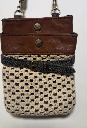 Roxy Y2K Brown Leather & Cream Crochet Crossbody Pouch Purse Vintage 90s thumbnail 1