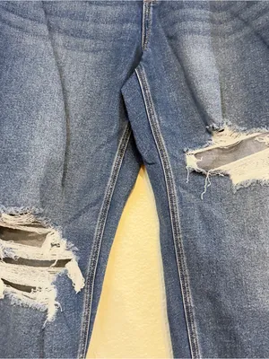 American Eagle Outfitters Mom straight jeans thumbnail 4