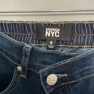 NWT Madden NYC Wide Leg Jeans S 4-6 Blue Denim High Rise Elastic Waist Pants‎ thumbnail 3