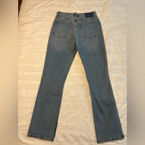 Abercrombie & Fitch The 90s Slim Straight Ultra High Rise Jeans thumbnail 2