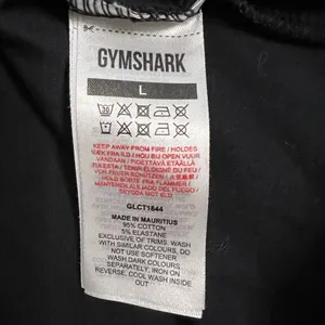 🖤 GYMSHARK Black Crop Tee – Size L 🖤 thumbnail 4