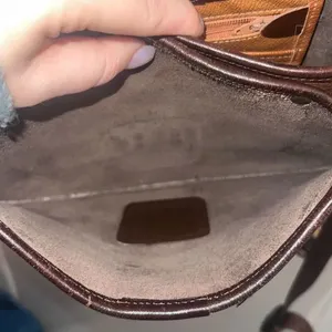 ✨Vintage Dooney & Bourke Awl Leather Compartment Flap Brown Bag✨ thumbnail 11