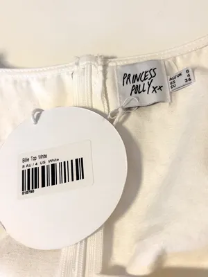 Princess Polly Going Out Deep V Neck Sleeveless Crop Top White Womens Size 4 NWT thumbnail 3