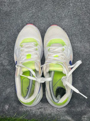 Nike Air Max White Multi-Color Sneakers Women’s US 6 thumbnail 5