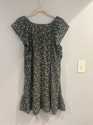 nine britton Black Floral V-Neck Mini Dress thumbnail 2
