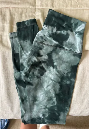 Lululemon Green Leggings Align High-Rise 25” thumbnail 1