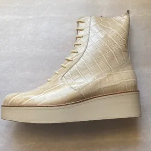 Anthropologie Boots lace up Stompy size 6 Cream thumbnail 5