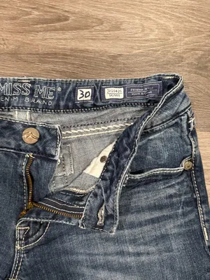 Miss Me Signature Women's Low Rise Medium Wash Denim Jean Shorts Size 30 thumbnail 3