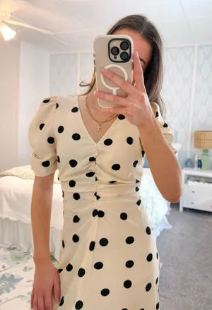 Dress thumbnail 2
